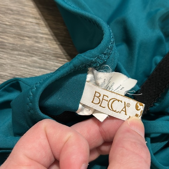 Becca Medium Green Socialite Ruffle One Piece Plunge Swimsuit Bathing Suit - Picture 10 of 11